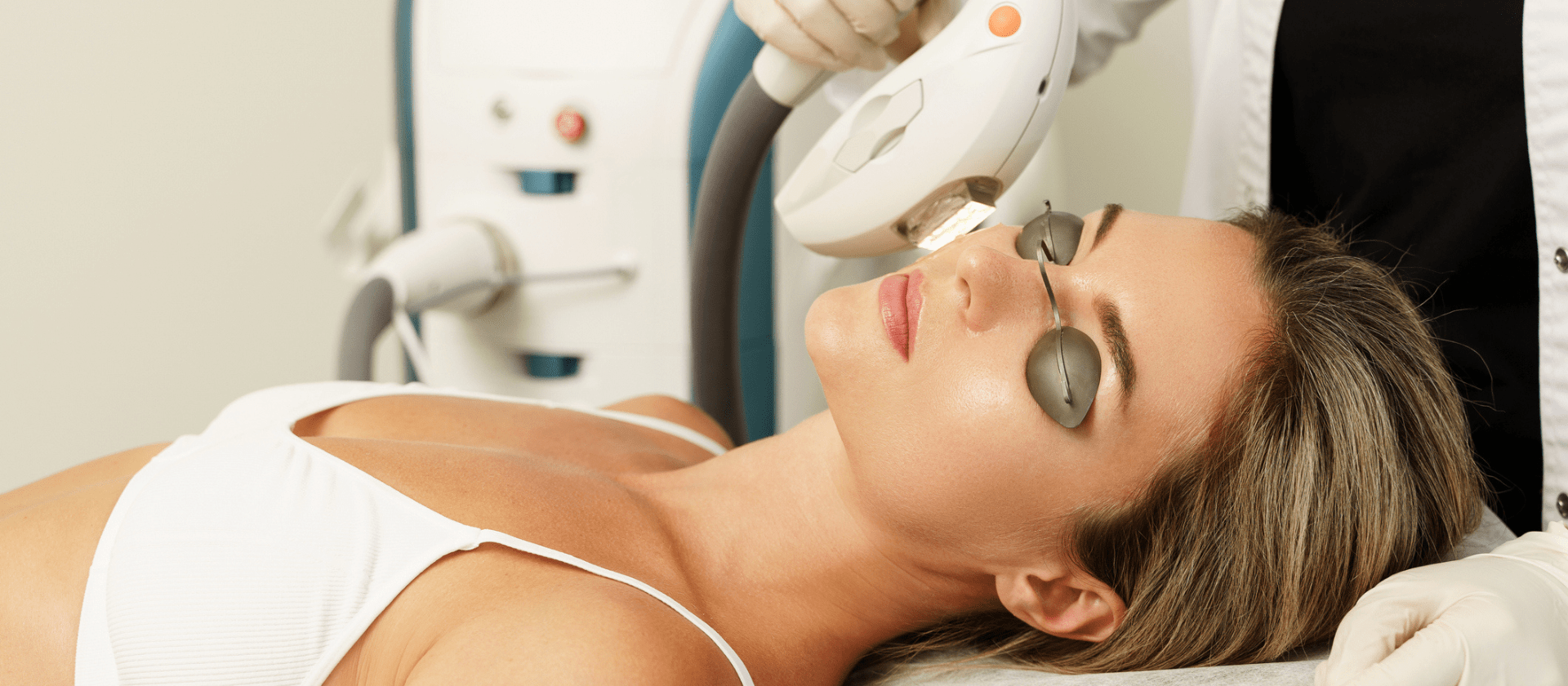 woman getting laser treatment