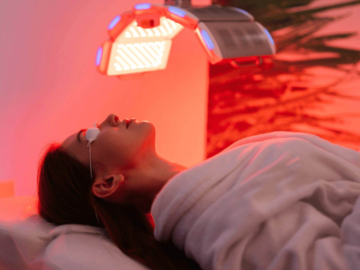 light therapy treatment for face